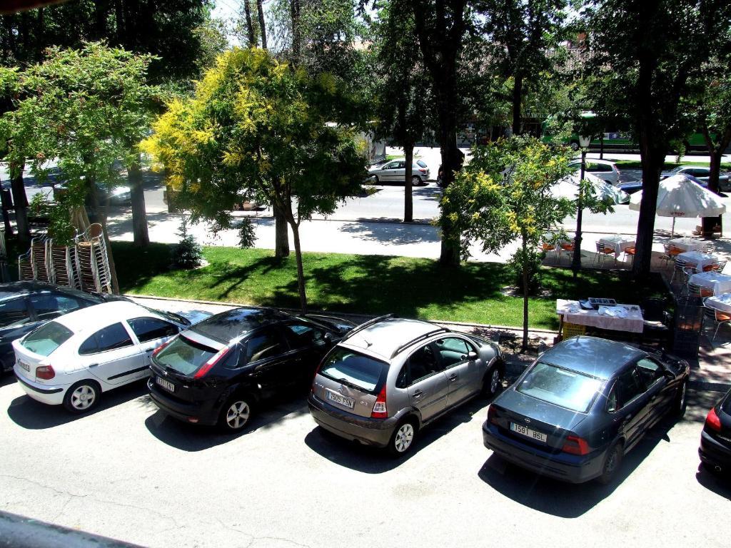 ארנחואז Hostal Santa Marta מראה חיצוני תמונה